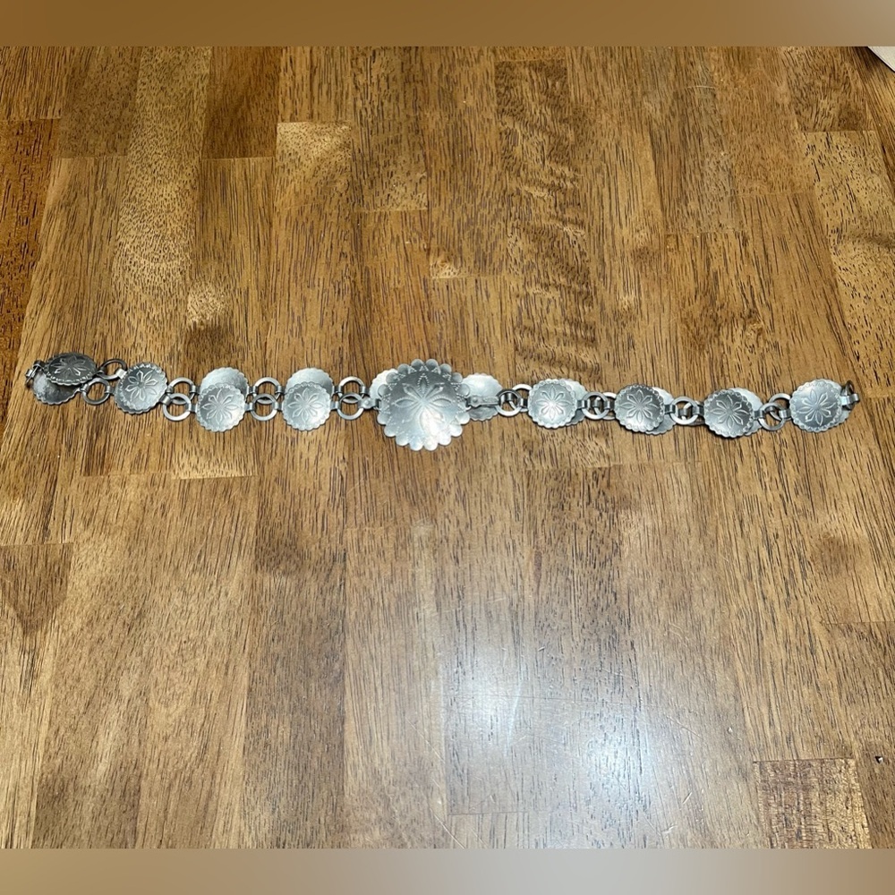 Southwest Style Silver Tone Metal Belt